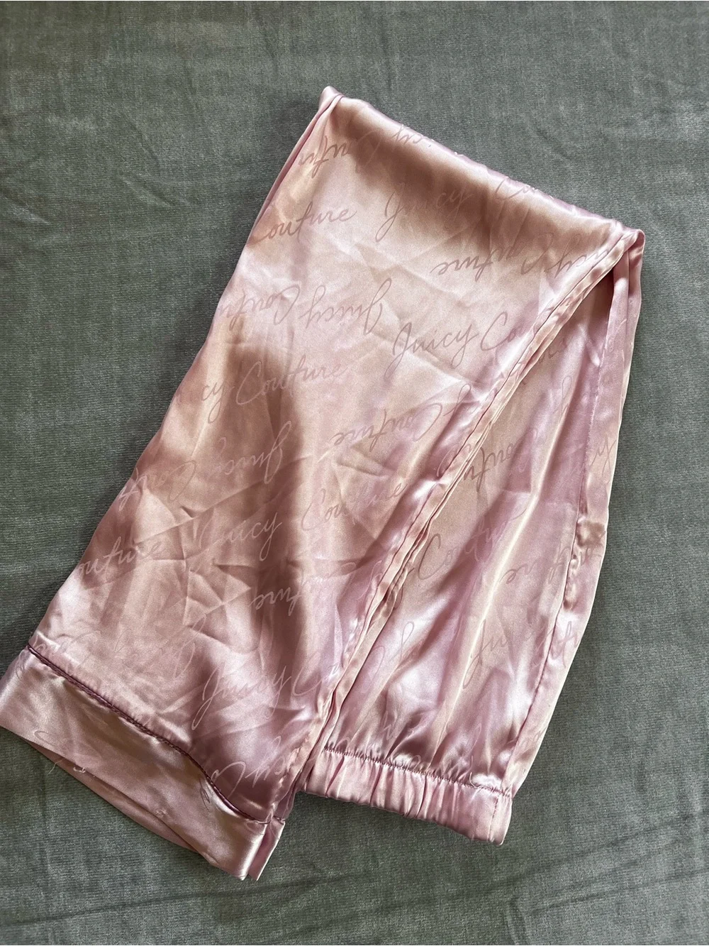 Juicy Couture satin lounge